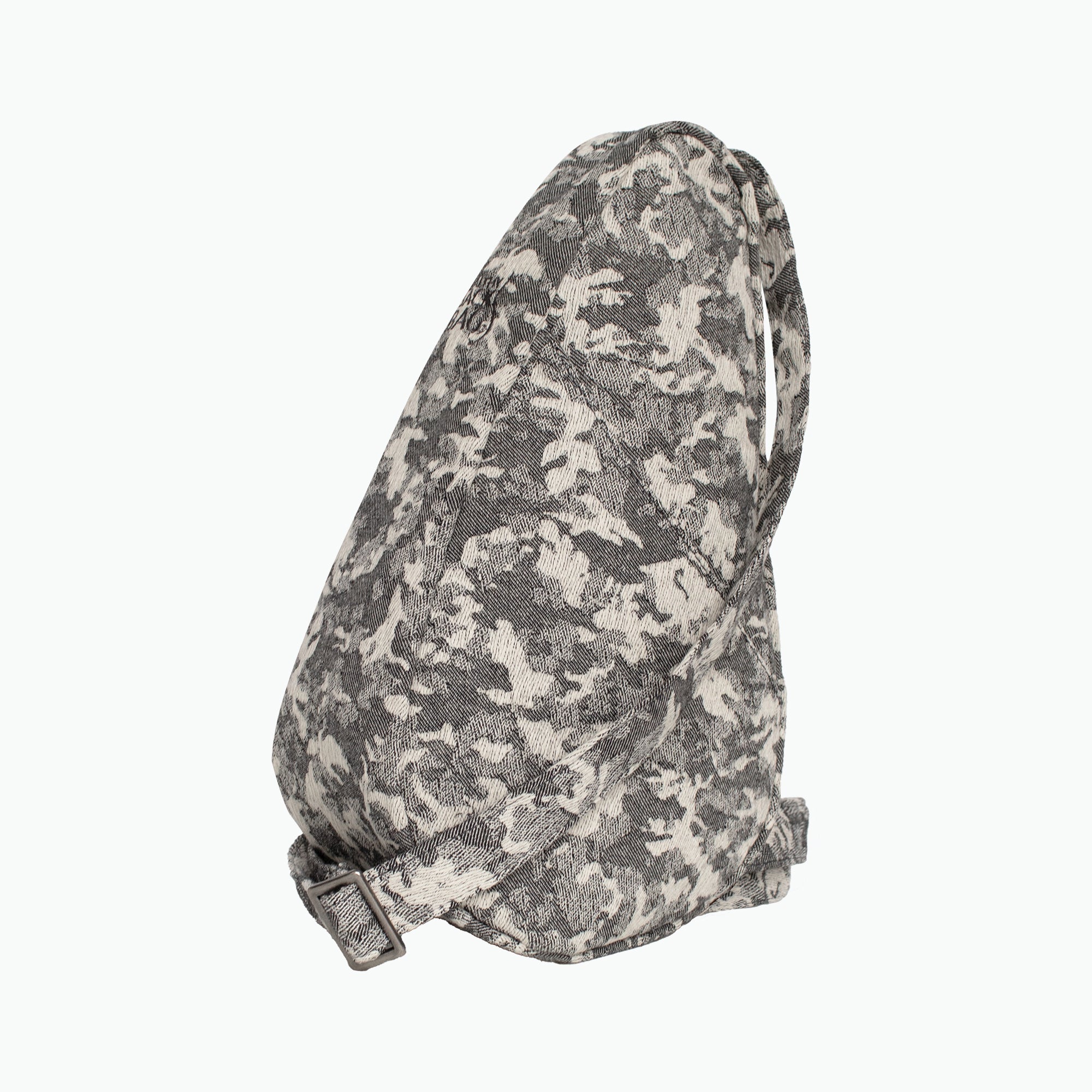 Cloud camo sling
