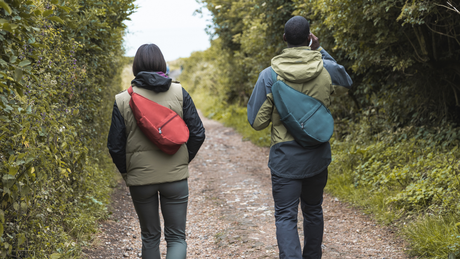 What to Wear for a Comfortable Hiking Experience Each Season