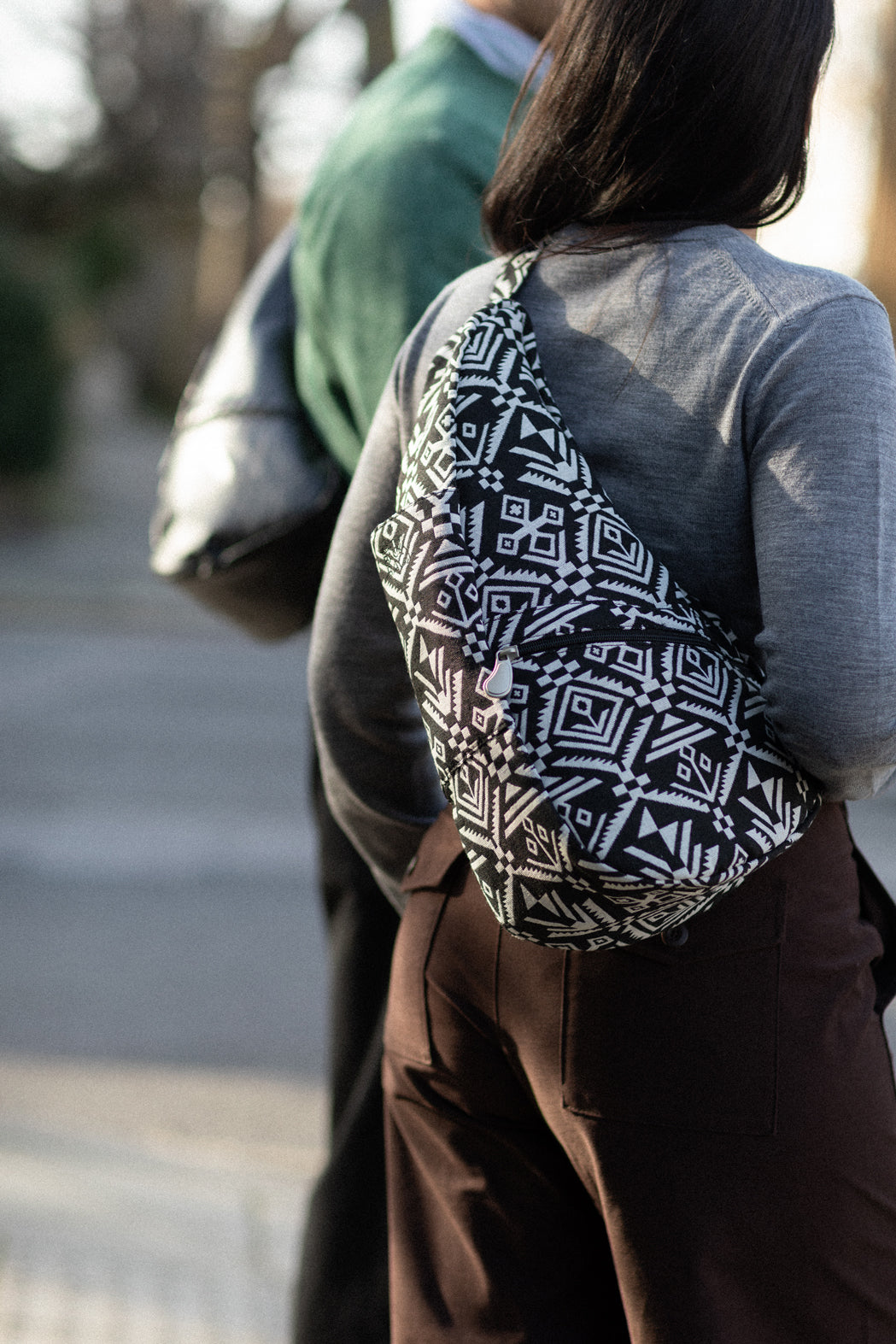 Folklore Black Small Healthy Back Bag