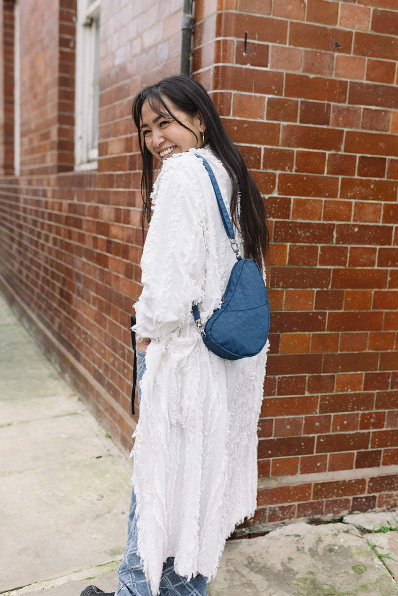 Textured Nylon Caspian Baglett