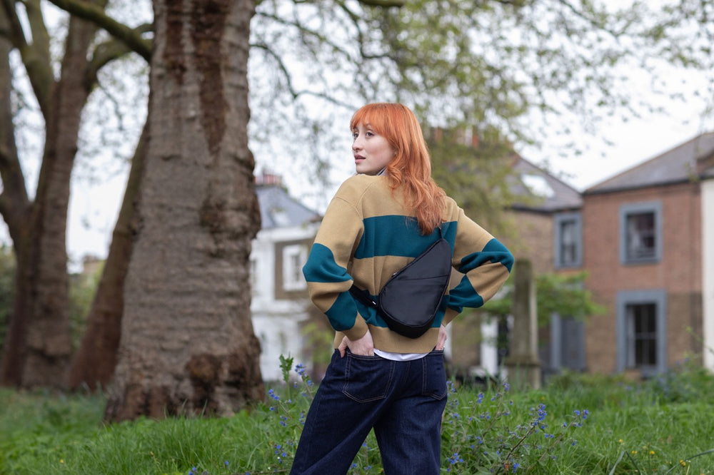 Black Sling #colour_black