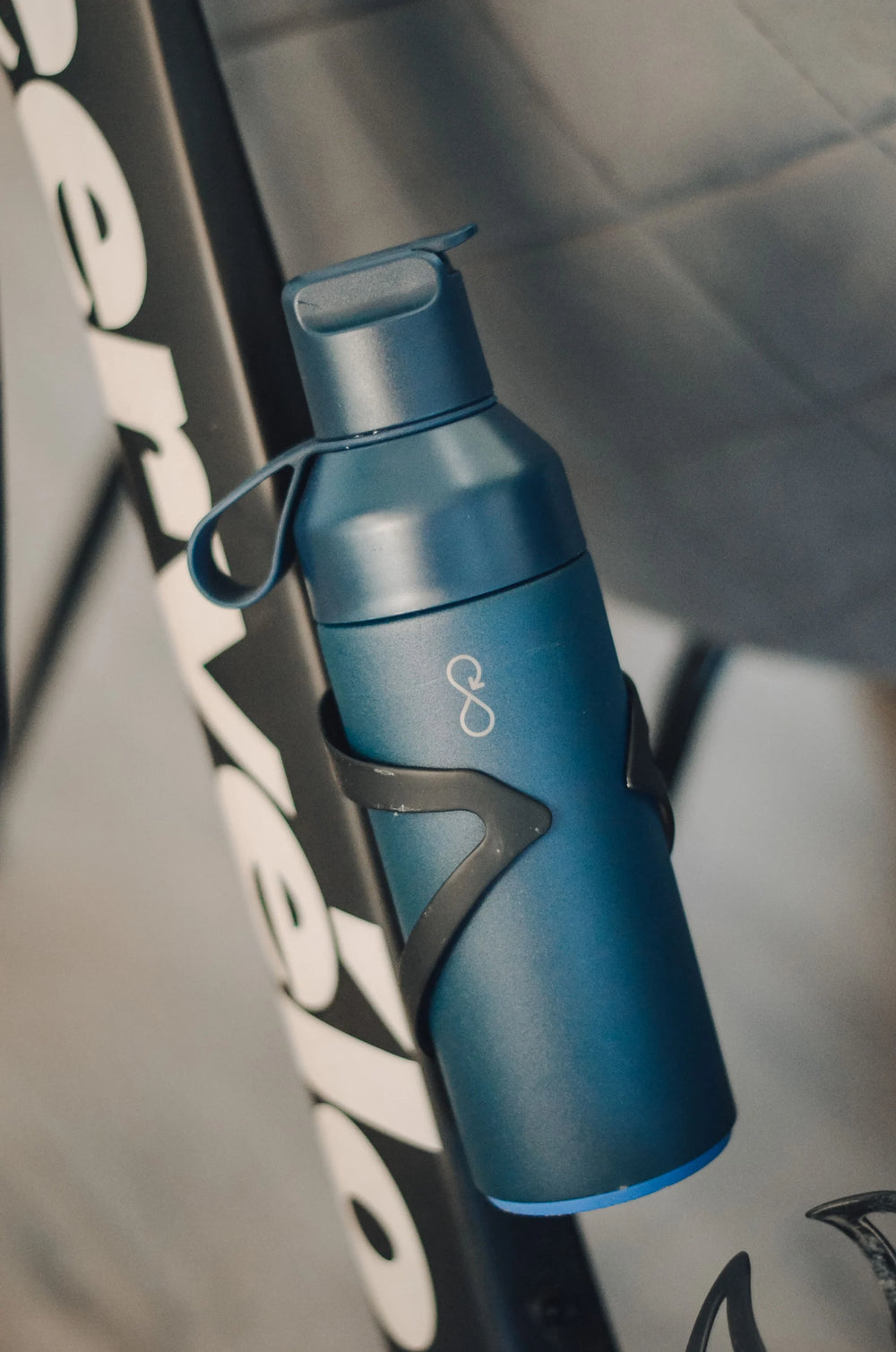 Ocean Bottle Go #colour_ocean-blue